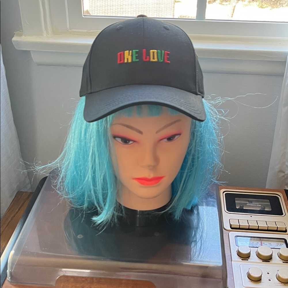 Black 'One Love' Cap